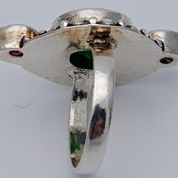 Fun Crystal Ring with beautiful pinks and greens - Picture 3 of 6